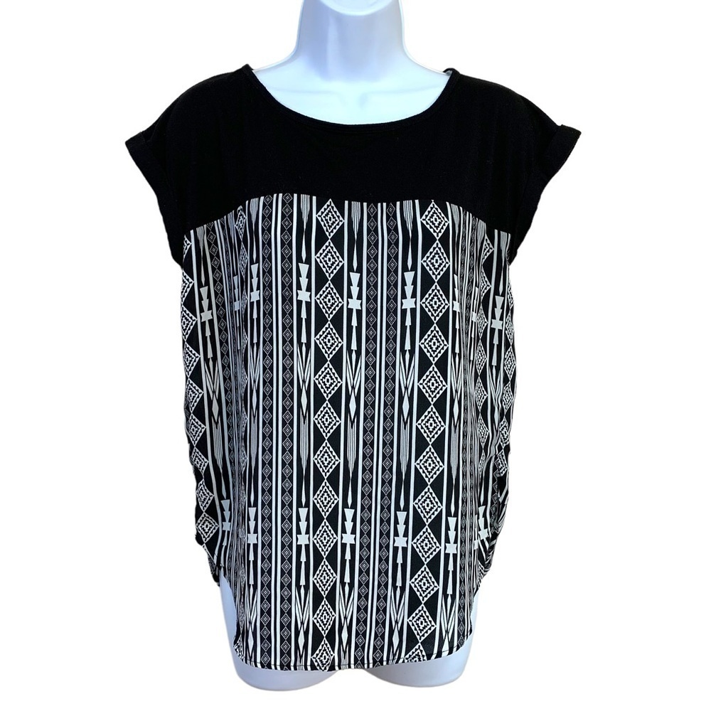 Small Black White Geometric Tribal Short Sleeve Top 4 6 Pullover Boho